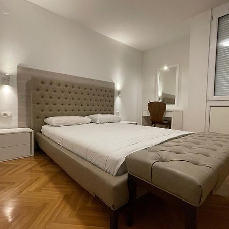 Ruby Luxury Central Apartment Skopje Exterior photo